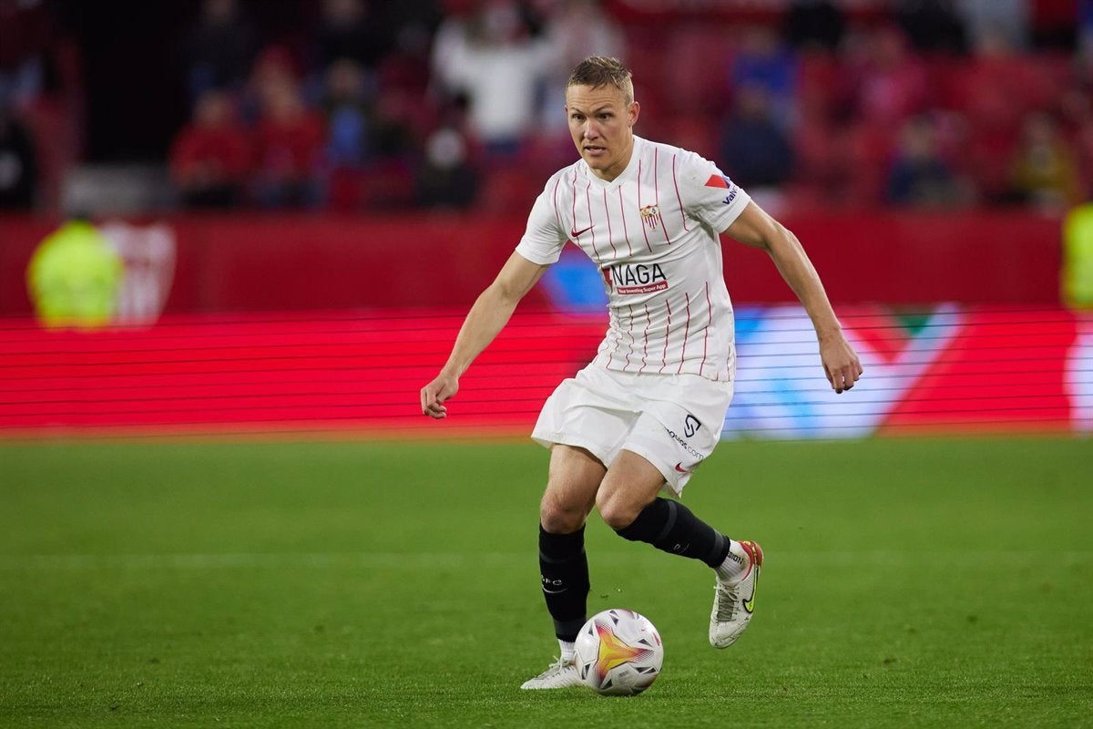 Augustinsson abandona el Sevilla y es cedido al Villa Augustinsson abandona el Sevilla y es cedido al Villa