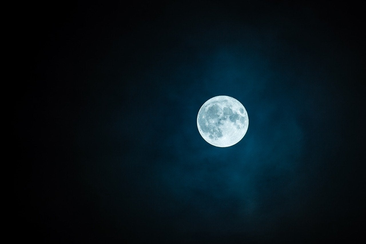 Llega la superluna de ciervo, la más grande de 2022: qué es, qué significa y cómo verla Llega la superluna de ciervo, la más grande de 2022: qué es, qué significa y cómo verla