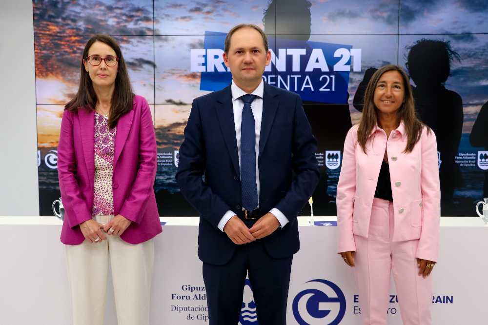 La Hacienda guipuzcoana devuelve 282 millones y recauda 286 en la campaña de la Renta 2021 La Hacienda guipuzcoana devuelve 282 millones y recauda 286 en la campaña de la Renta 2021