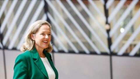 Bruselas mantiene al 4% su previsi&oacute;n de crecimiento de Espa&ntilde;a en 2022 y eleva la inflaci&oacute;n al 8,1%