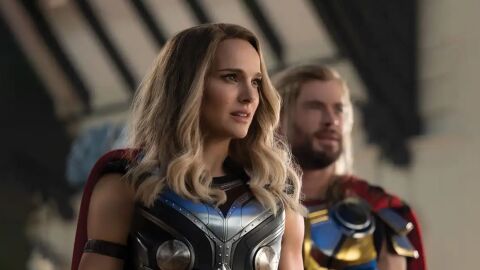 Chris Hemsworth dej&oacute; de comer carne los d&iacute;as que rodaba con Natalie Portman en 'Thor: Love and Thunder' 