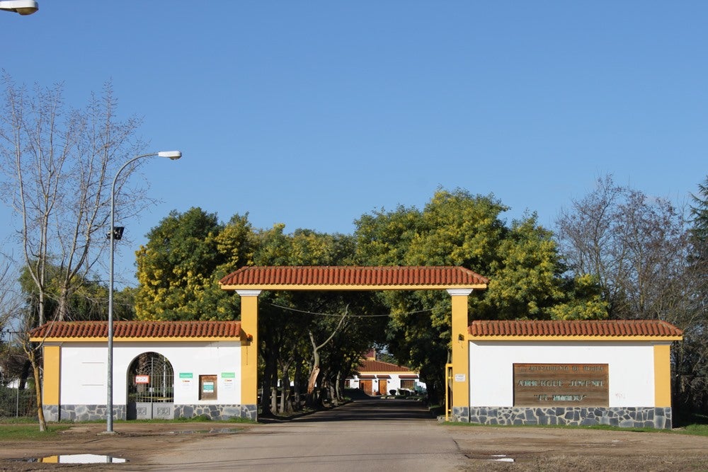 Mérida acogerá un albergue para refugiados con capacidad para 300 personas Mérida acogerá un albergue para refugiados con capacidad para 300 personas