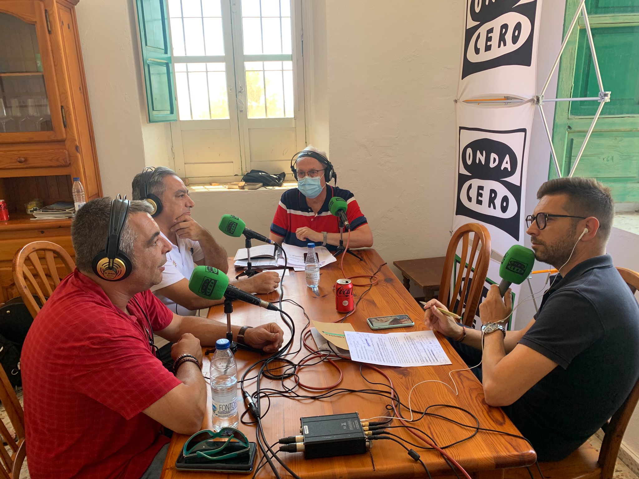 Los taxistas piden medidas para frenar el intrusismo y los taxis piratas Los taxistas piden medidas para frenar el intrusismo y los taxis piratas