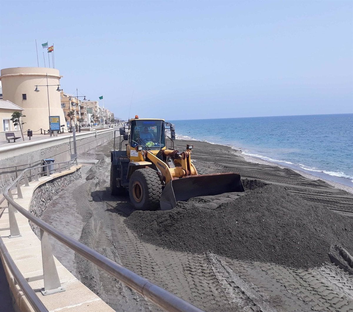 El Gobierno licita la asistencia técnica para la recuperación ambiental de la playa de Balerma El Gobierno licita la asistencia técnica para la recuperación ambiental de la playa de Balerma