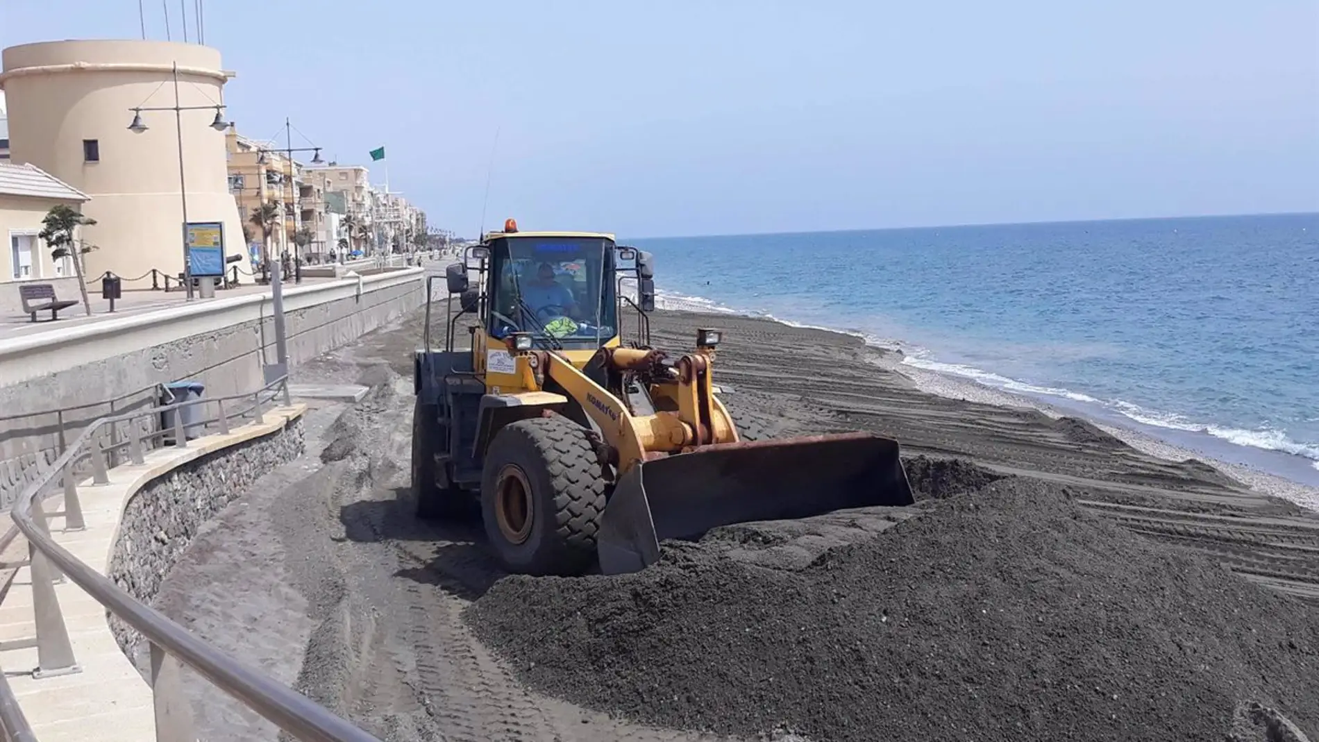 El Gobierno licita la asistencia técnica para la recuperación ambiental de la playa de Balerma