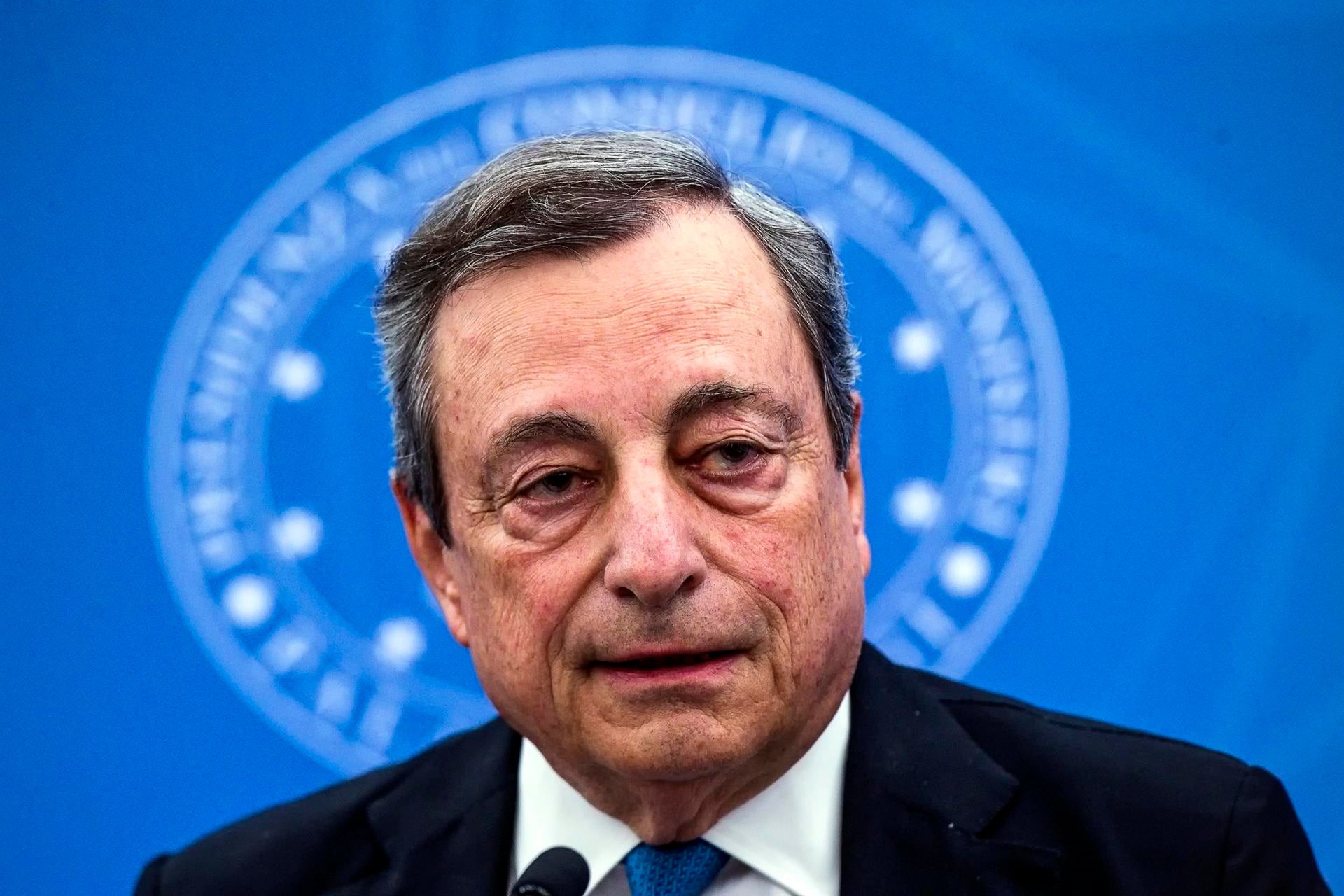 Mario Draghi anuncia su dimisión tras la crisis desatada en su Gobierno Mario Draghi anuncia su dimisión tras la crisis desatada en su Gobierno
