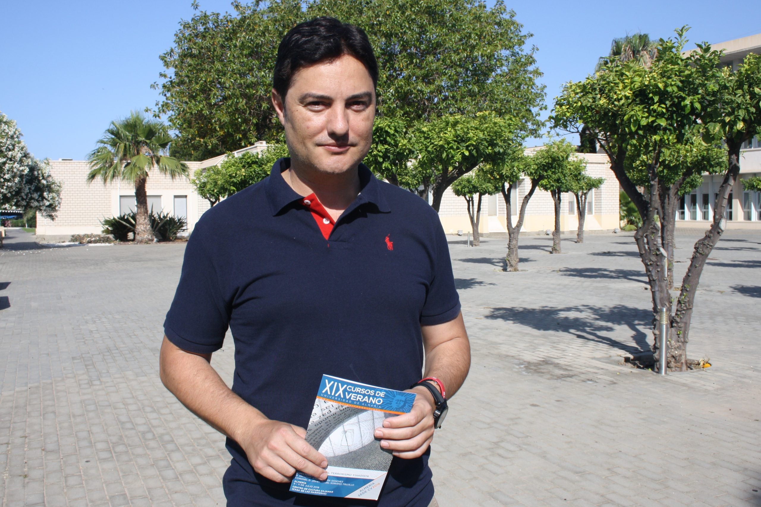 La Universidad de Almería da a conocer el papel de las Fuerzas Armadas durante la pandemia La Universidad de Almería da a conocer el papel de las Fuerzas Armadas durante la pandemia
