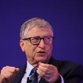 Imagen de Bill Gates durante una conferencia.