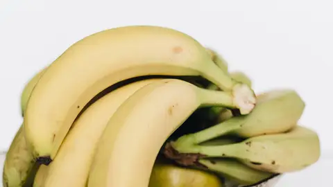 Cómo conservar los plátanos durante más tiempo sin que se pongan negros   