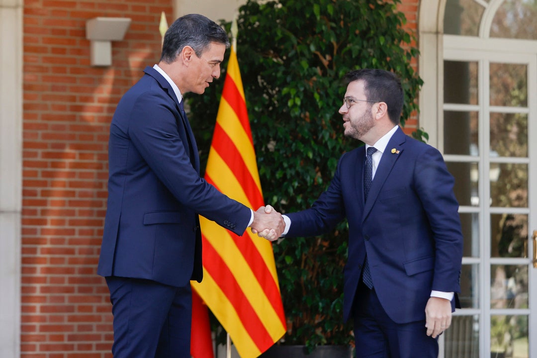 La mesa de diálogo para Cataluña se celebrará en Madrid la última semana de julio La mesa de diálogo para Cataluña se celebrará en Madrid la última semana de julio