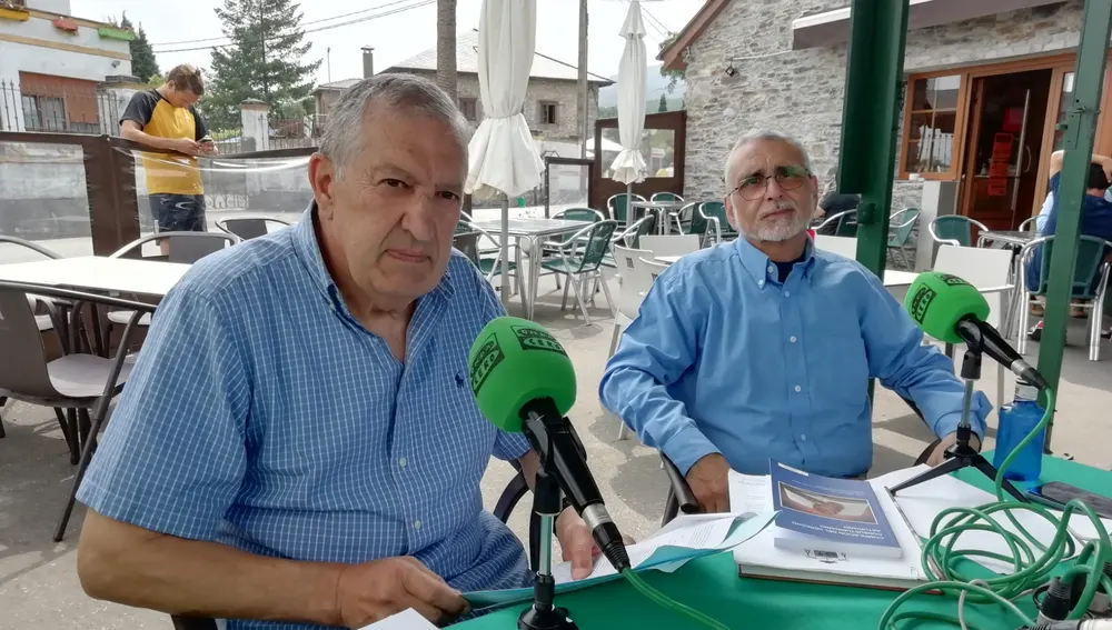 Alfredo Pedro Rodríguez y Jesús Emilio Menéndez. Alfredo Pedro Rodríguez y Jesús Emilio Menéndez.