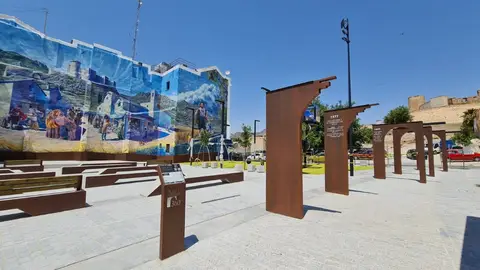 Plaza de Arriba de Elda renovada. Plaza de Arriba de Elda renovada.