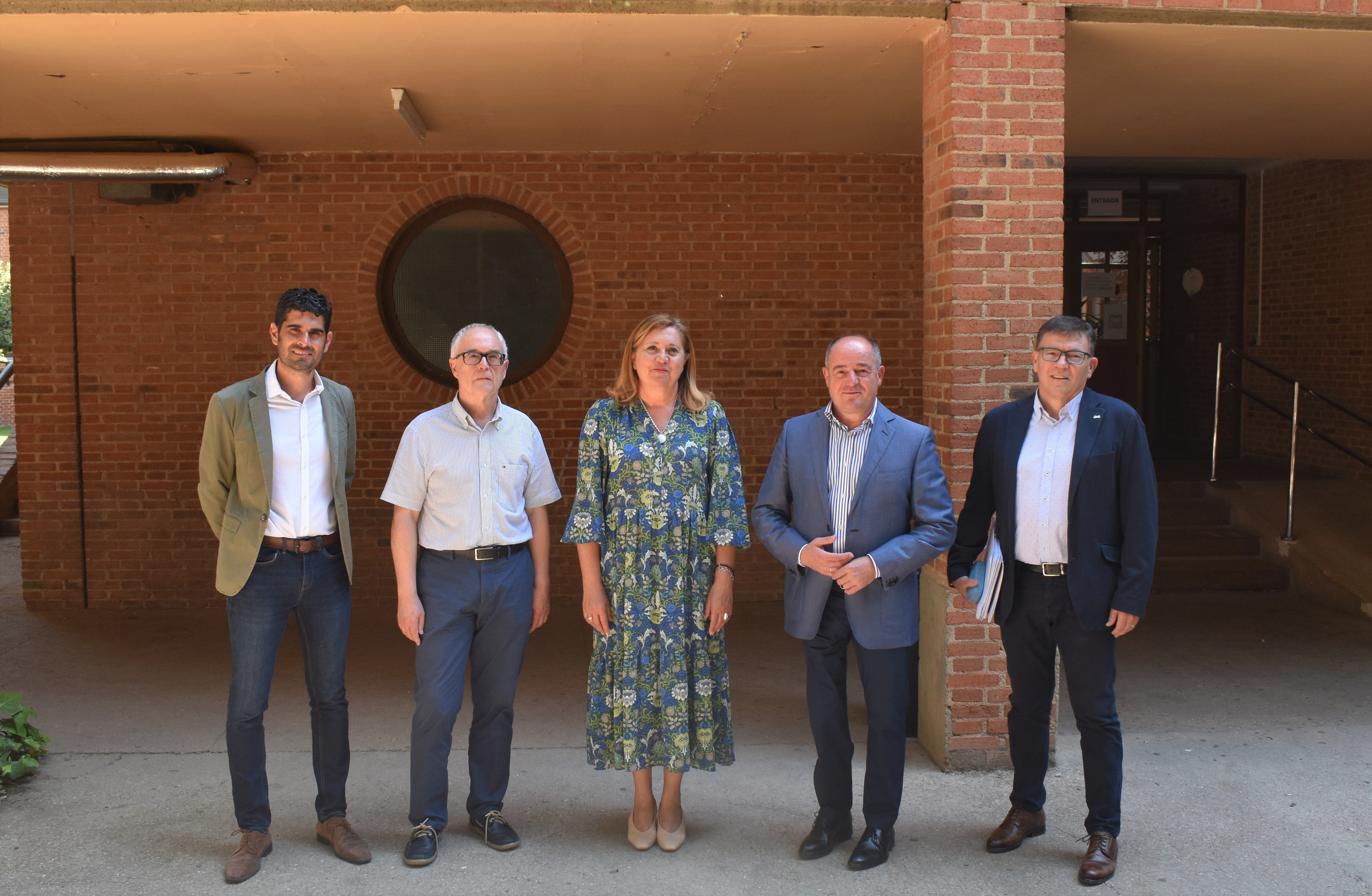 El Ayuntamiento de Albacete destina 250.000 euros en obras de mejora en la red de colegios públicos El Ayuntamiento de Albacete destina 250.000 euros en obras de mejora en la red de colegios públicos