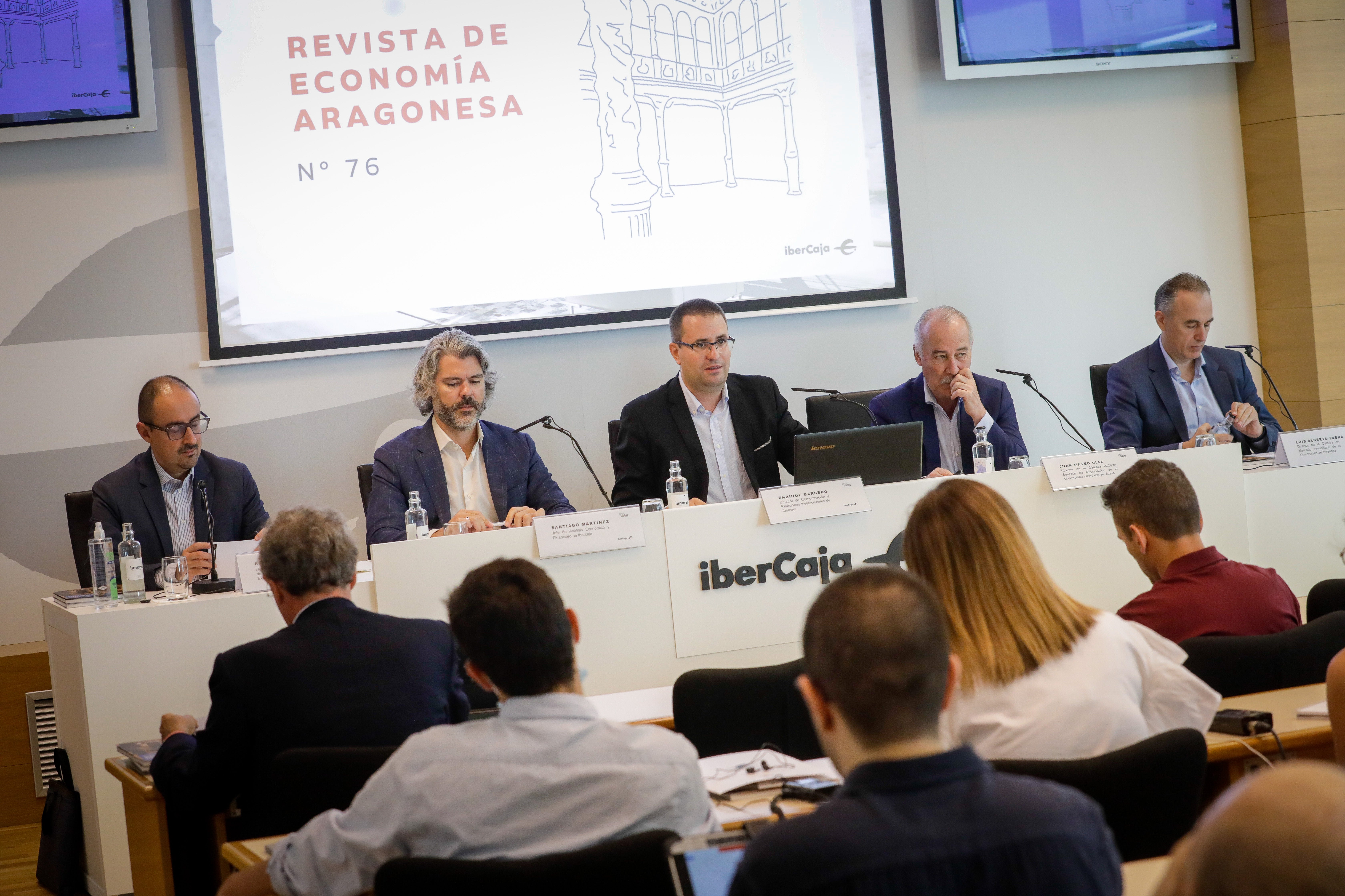 Ibercaja mantiene una previsión de crecimiento del PIB del 4,4% Ibercaja mantiene una previsión de crecimiento del PIB del 4,4%