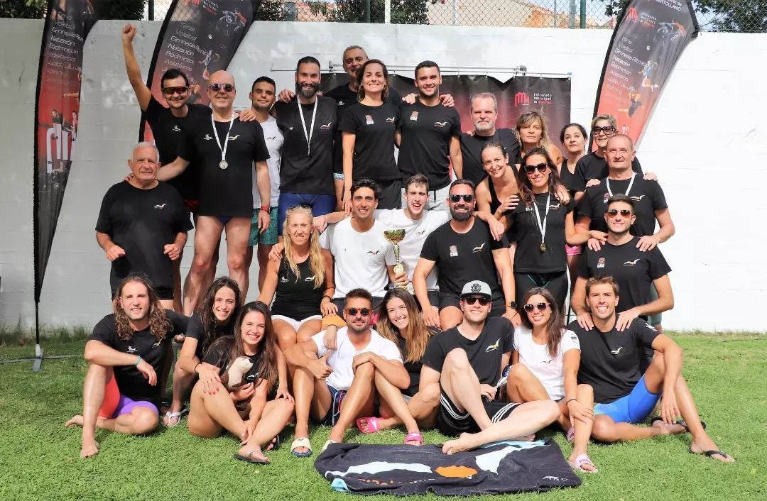 El Club de Natación de Albacete consigue un récord de España y se convierten en Campeones Regionales El Club de Natación de Albacete consigue un récord de España y se convierten en Campeones Regionales