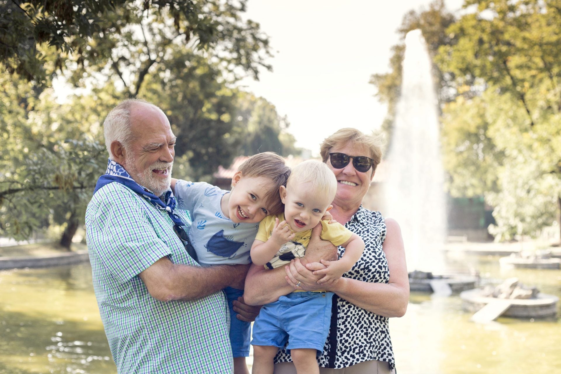 La fotógrafa que homenajea a los abuelos con fotos gratis en el centro de Bilbao La fotógrafa que homenajea a los abuelos con fotos gratis en el centro de Bilbao