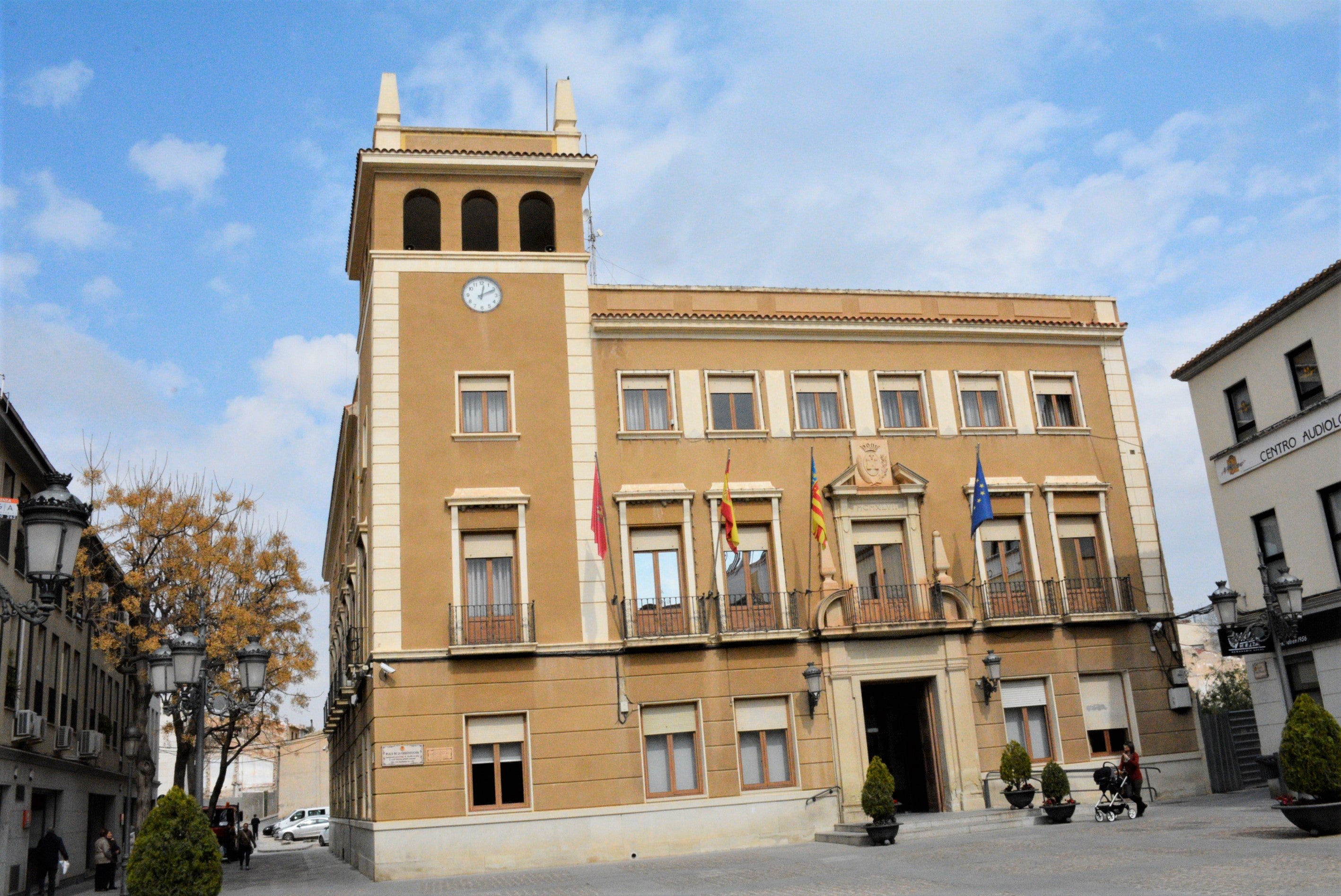 El Ayuntamiento de Elda implanta en la OMAC la identificación sin DNI físico El Ayuntamiento de Elda implanta en la OMAC la identificación sin DNI físico