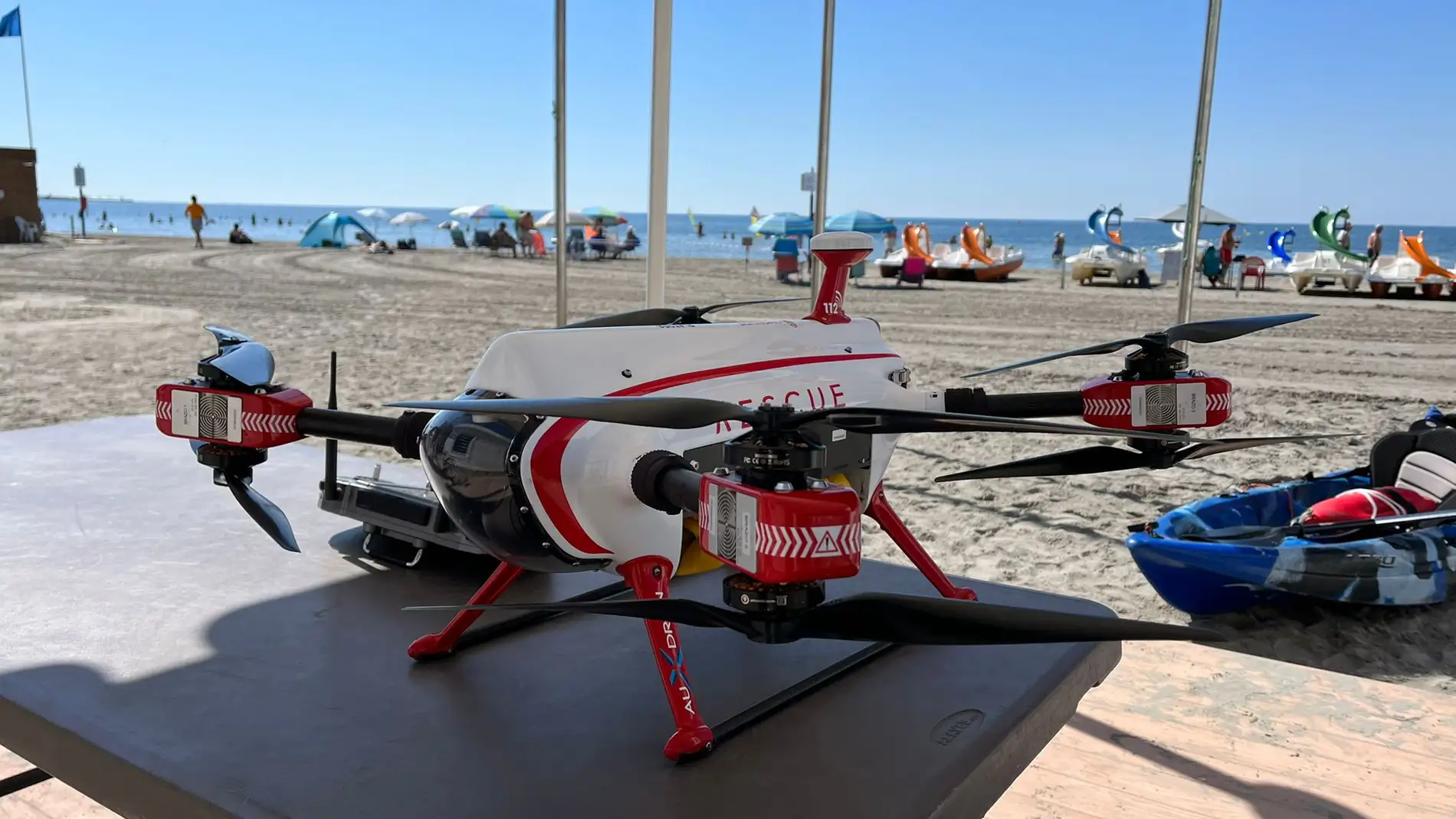 Dron para reforzar la vigilancia y el salvamento de las playas de Santa Pola