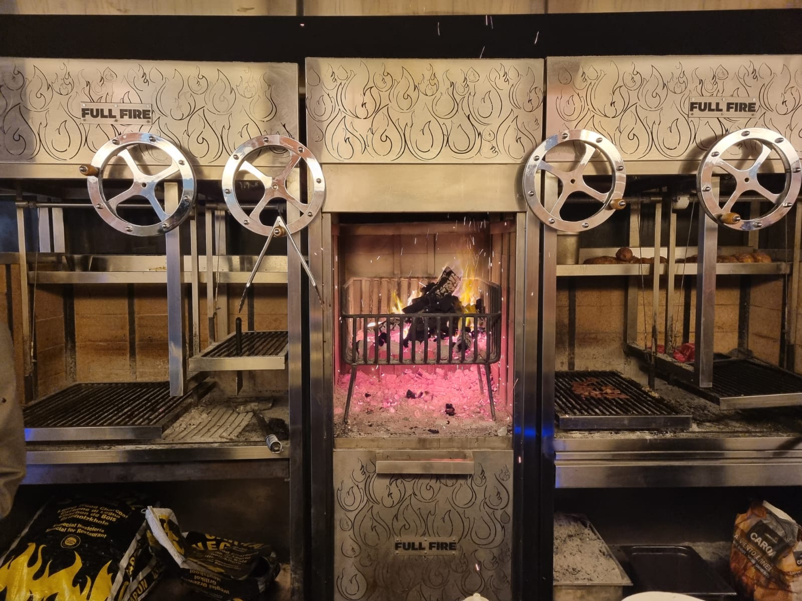 Las mejores parrillas en Madrid: restaurantes para comer carnes a la brasa Las mejores parrillas en Madrid: restaurantes para comer carnes a la brasa