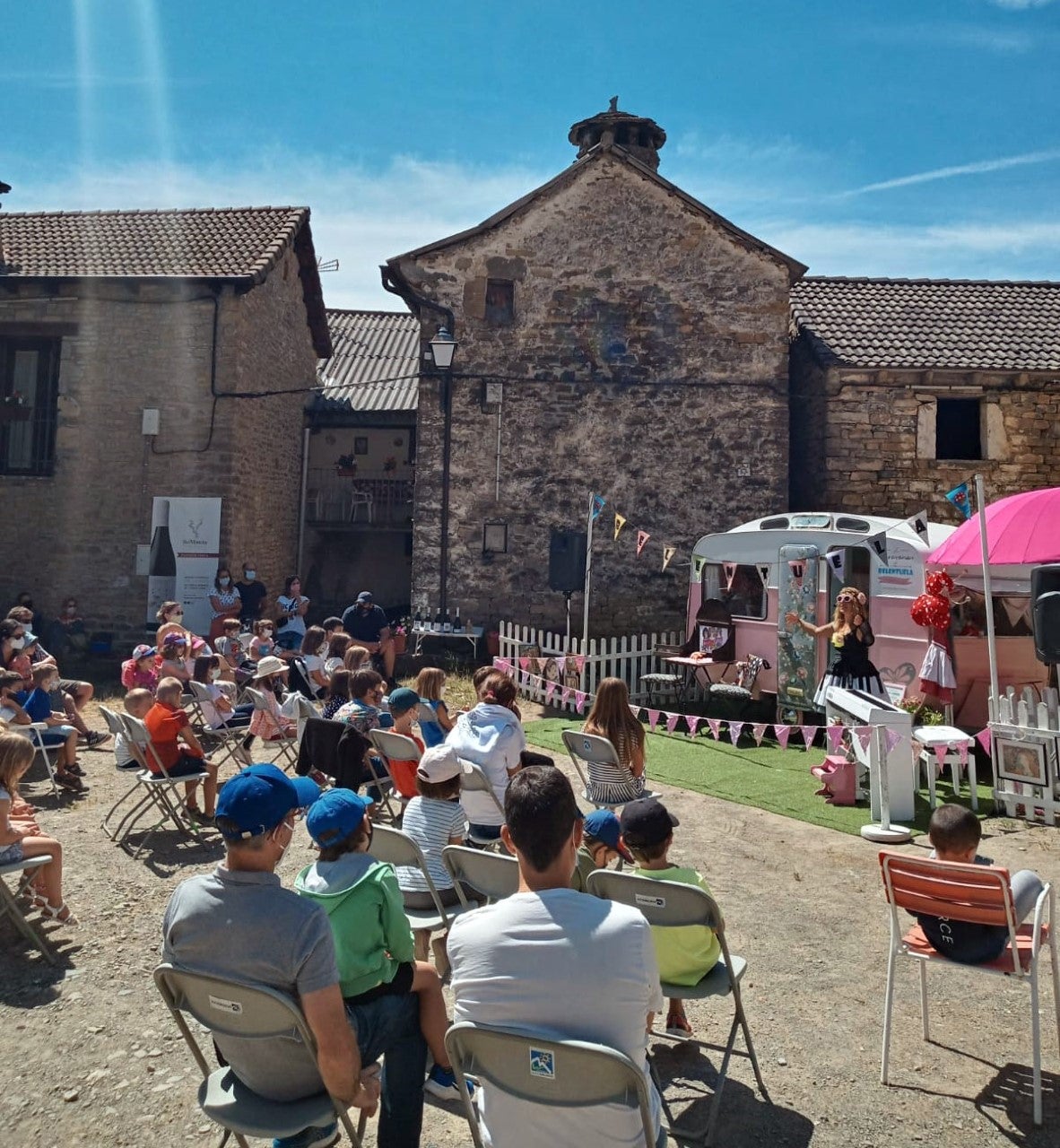 La Comarca Alto Gállego acerca este verano el teatro al público familiar La Comarca Alto Gállego acerca este verano el teatro al público familiar