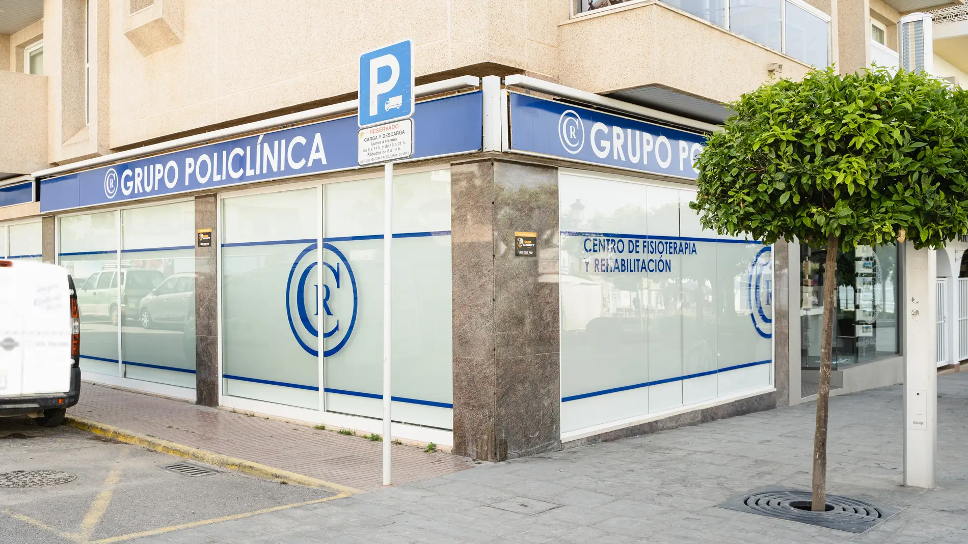Centro de fisioterapia y rehabilitación del Grupo Policlínica en la isla de Ibiza