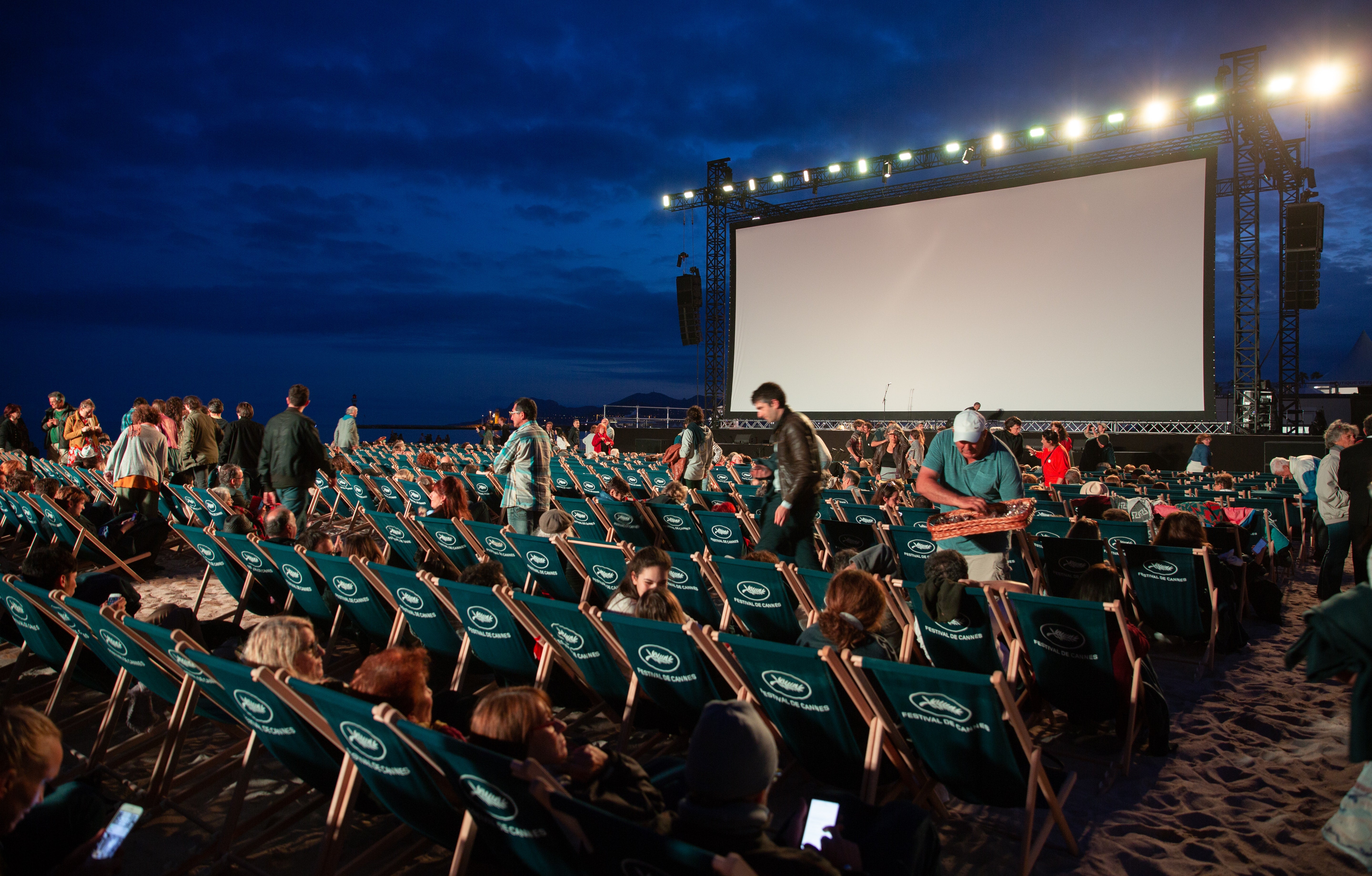 Cines de verano: historia de los cines al aire libre Cines de verano: historia de los cines al aire libre