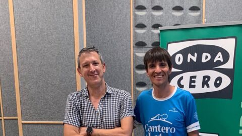 Jos&eacute; Miota (d), en Onda Cero Cuenca