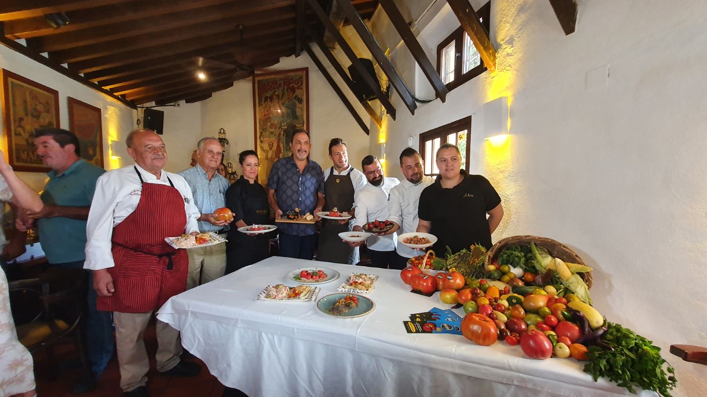 Presentación Ruta Gastronómica Tomate Huevo de Toro 2022 Presentación Ruta Gastronómica Tomate Huevo de Toro 2022