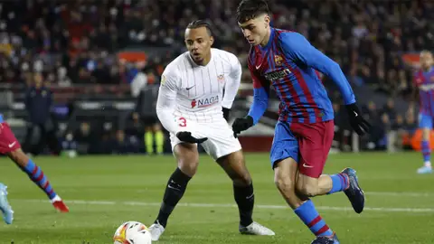 Koundé durante un partido ante el FC Barcelona