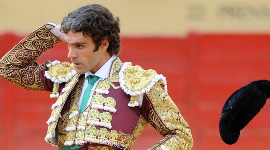 El ocio y la hostelería de Alicante lamentan que no se haya contado con ellos para organizar el evento en torno al torero José Tomás El ocio y la hostelería de Alicante lamentan que no se haya contado con ellos para organizar el evento en torno al torero José Tomás