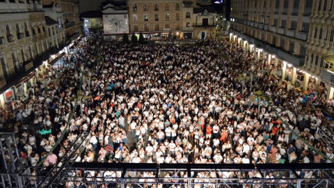 Baile popular de la Pandorga en la Plaza Mayor