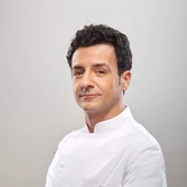 Raül Balam ha estat l’últim gran convidat de la primera setmana de programa de La Brúixola d’Estiu Raül Balam ha estat l’últim gran convidat de la primera setmana de programa de La Brúixola d’Estiu
