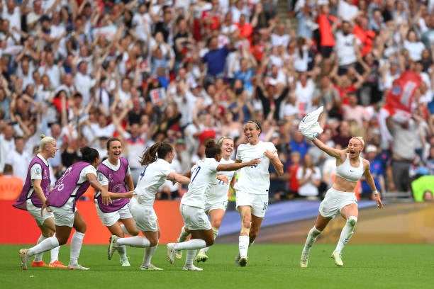 Inglaterra hace historia y consigue su primera Eurocopa en un Wembley abarrotado Inglaterra hace historia y consigue su primera Eurocopa en un Wembley abarrotado