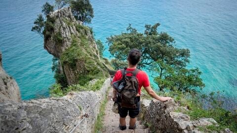 Fotograf&iacute;a gracias a Carmen Mart&iacute;nez Torr&oacute;n, licenciada en Sociolog&iacute;a y, aunque su destino fue ser docente, la fotograf&iacute;a se cruz&oacute; en su camino y se enamor&oacute;. 