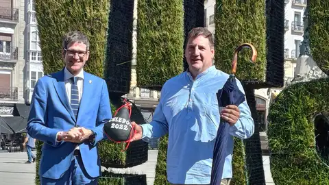 Entrega de aperos a Celedón Entrega de aperos a Celedón