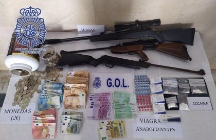 Detenidas nueve personas en tres operaciones contra la droga en la esquina del gato de San Juan Detenidas nueve personas en tres operaciones contra la droga en la esquina del gato de San Juan