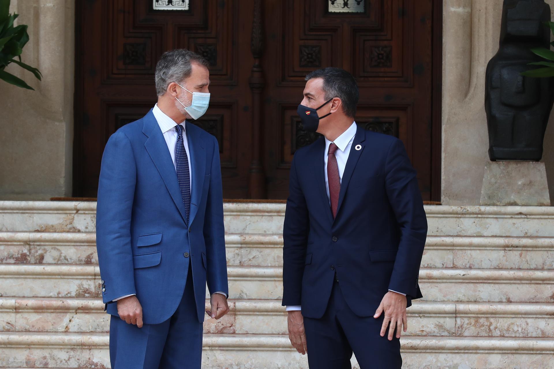 El Rey Felipe VI y Pedro Sánchez despacharán este martes en el Palacio de la Almudaina El Rey Felipe VI y Pedro Sánchez despacharán este martes en el Palacio de la Almudaina