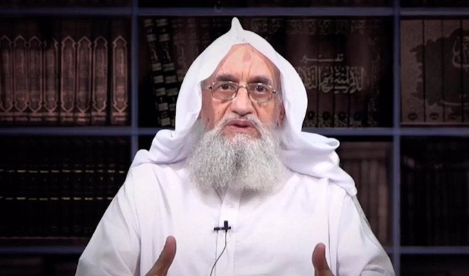 Estados Unidos mata al líder de Al Qaeda con un ataque de dron en Afganistán Estados Unidos mata al líder de Al Qaeda con un ataque de dron en Afganistán