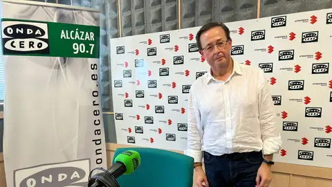 Felix Toribio, director de "Nuestro Ajedrez en Europa" Felix Toribio, director de "Nuestro Ajedrez en Europa"