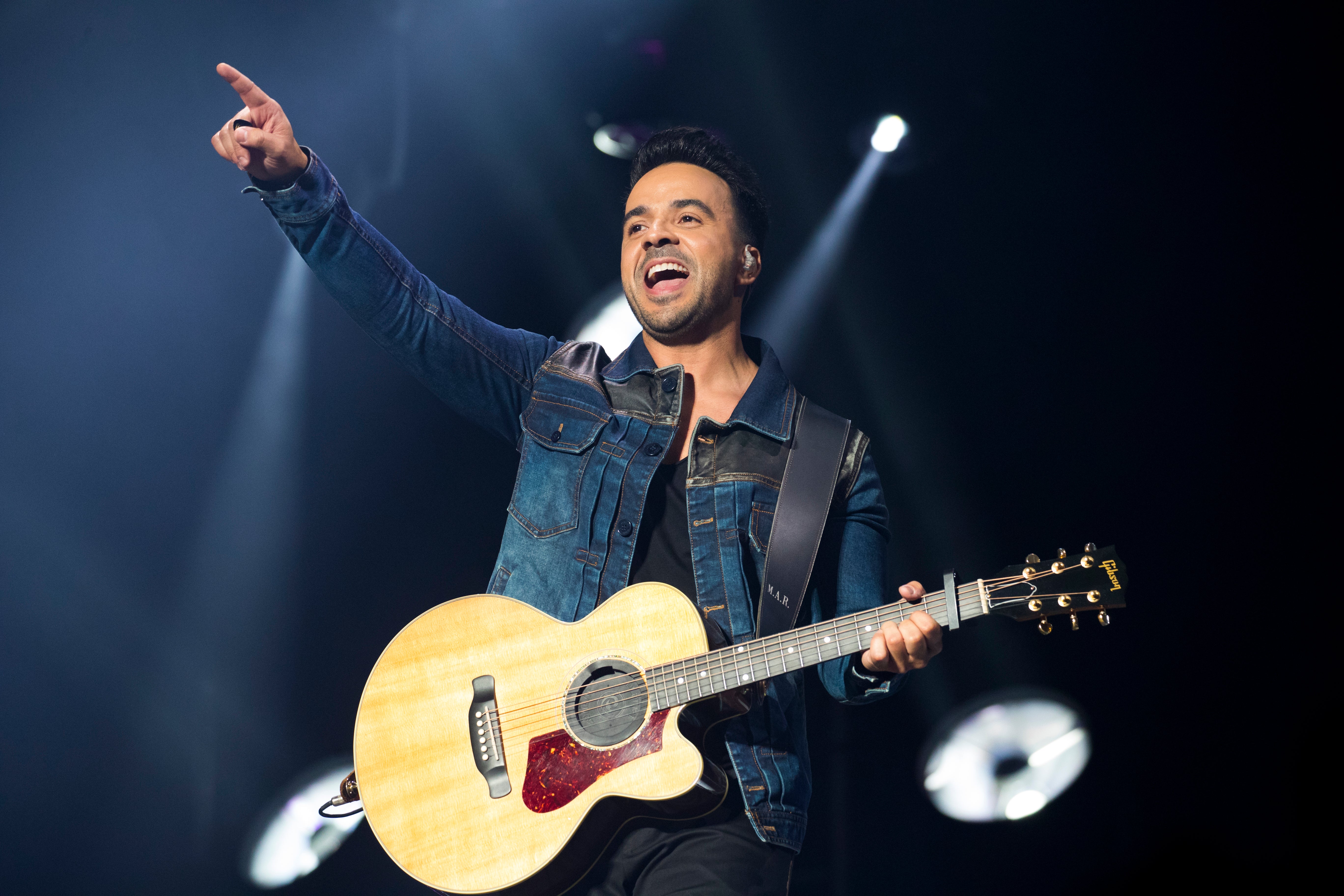 Luis Fonsi: " Colaborar es compartir, compartir es celebrar y de eso se trata la vida" Luis Fonsi: " Colaborar es compartir, compartir es celebrar y de eso se trata la vida"
