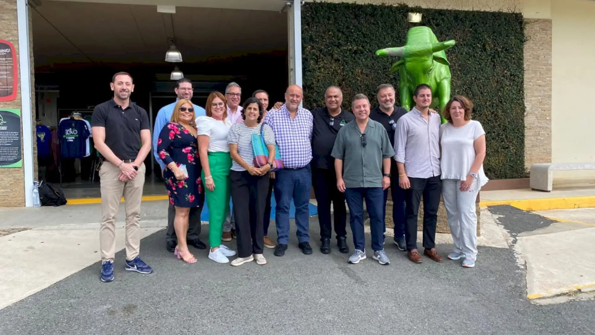 La delegación de Castilla-La Mancha en Puerto Rico con los responsables del grupo inversor