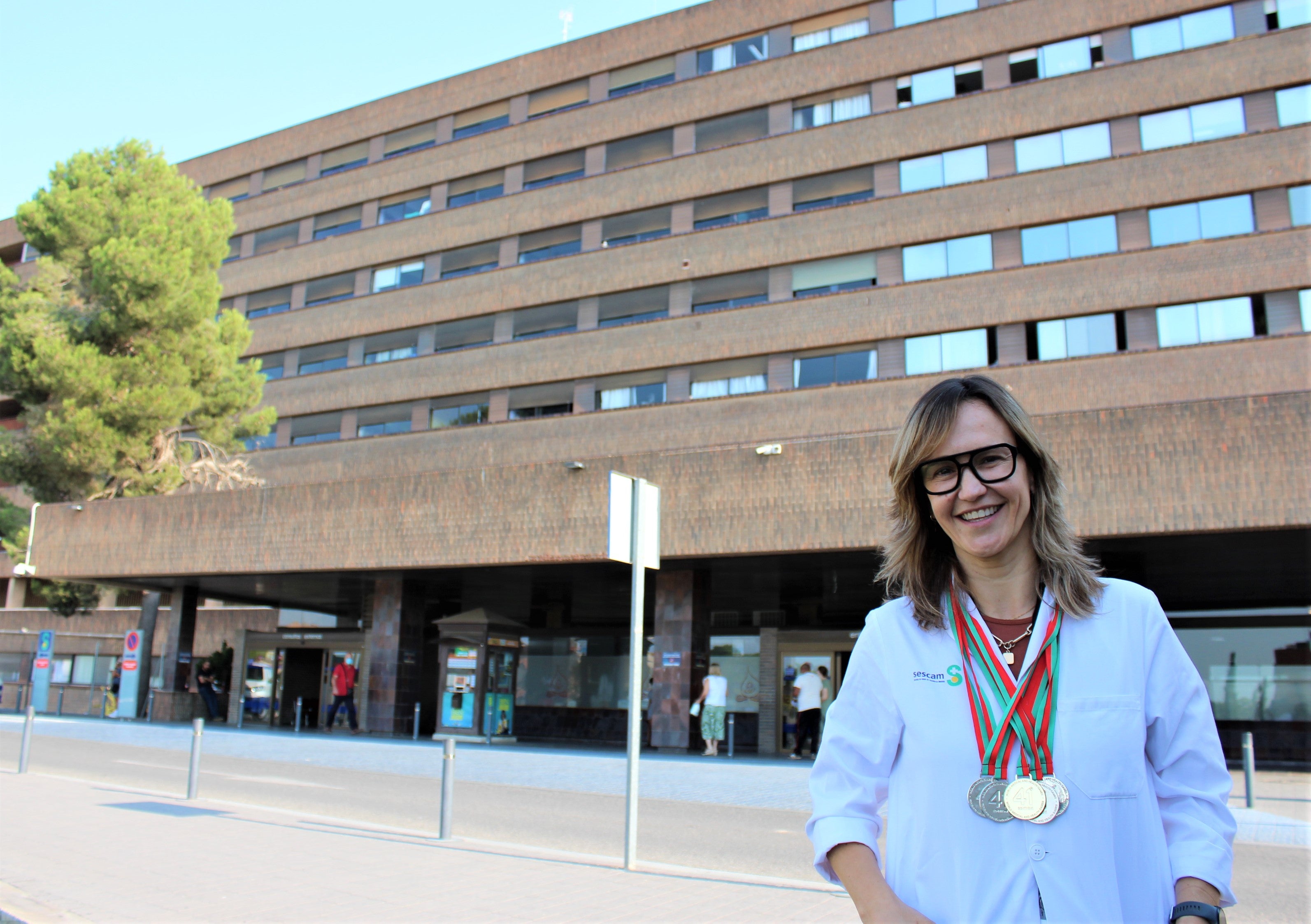 Elena Parreño, endocrina de la GAI de Albacete, consigue cinco medallas en los Juegos Mundiales de Medicina y Salud Elena Parreño, endocrina de la GAI de Albacete, consigue cinco medallas en los Juegos Mundiales de Medicina y Salud