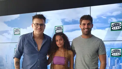 Era la seva primera entrevista a la ràdio, però Betsa Bermúdez s'ha desenvolupat davant el micròfon com si fos tota una veterana Era la seva primera entrevista a la ràdio, però Betsa Bermúdez s'ha desenvolupat davant el micròfon com si fos tota una veterana