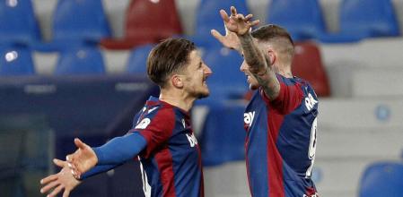 Roger Martí, un refuerzo de lujo para la delantera del Elche Roger Martí, un refuerzo de lujo para la delantera del Elche