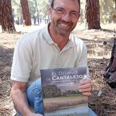 Florentino Descalzo, coautor del libro "El Ochavo de Cantalejo: recorrido visual por un territorio histórico"