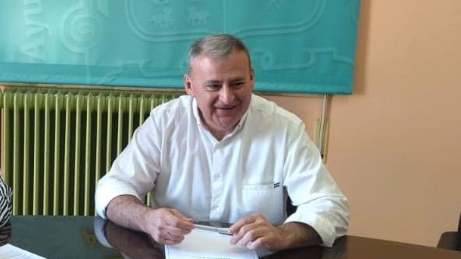 Entrevista: Hablamos con el alcalde de Parres, Emilio García, sobre varios temas de interés para el concejo Entrevista: Hablamos con el alcalde de Parres, Emilio García, sobre varios temas de interés para el concejo