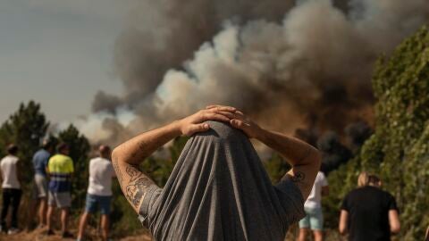 El incendio forestal en Ver&iacute;n originado con diez focos arrasa ya 600 hect&aacute;reas 