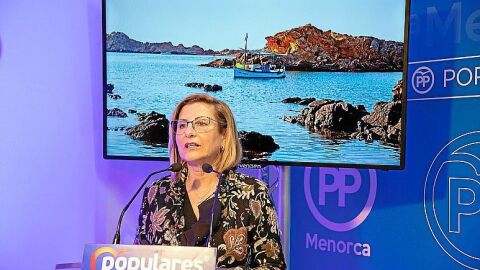 Coia Sugra&ntilde;es es la presidenta del PP Menorca. 