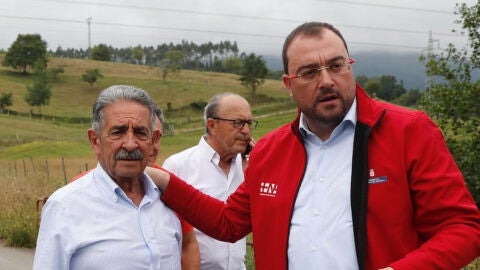 Revilla y Barb&oacute;n, durante el acto