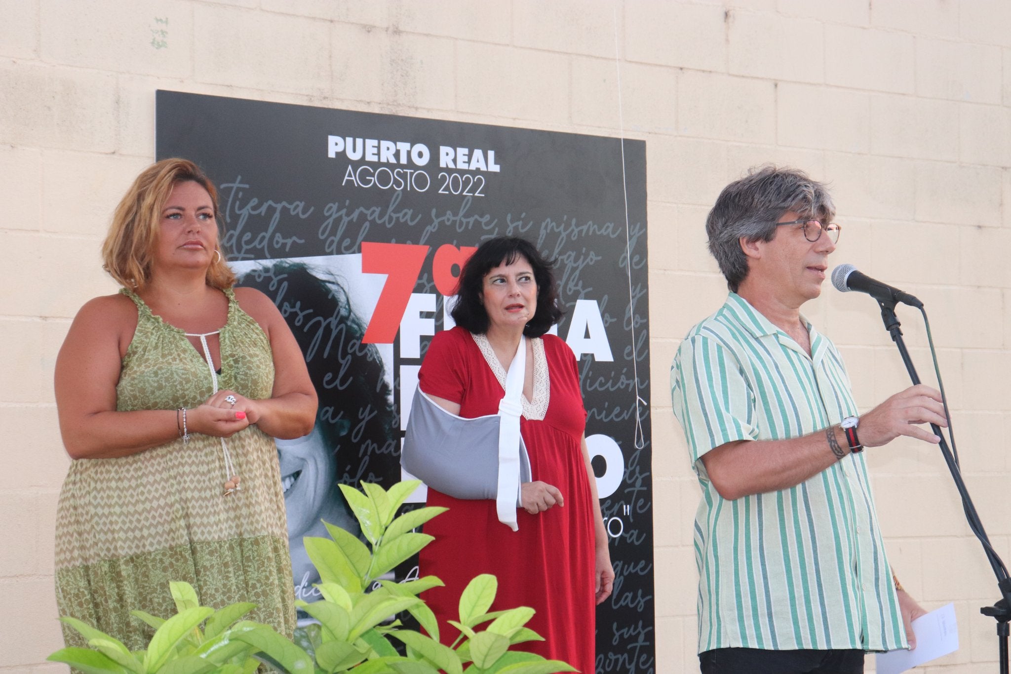 Almudena Grandes ya tiene su plaza en Puerto Real Almudena Grandes ya tiene su plaza en Puerto Real